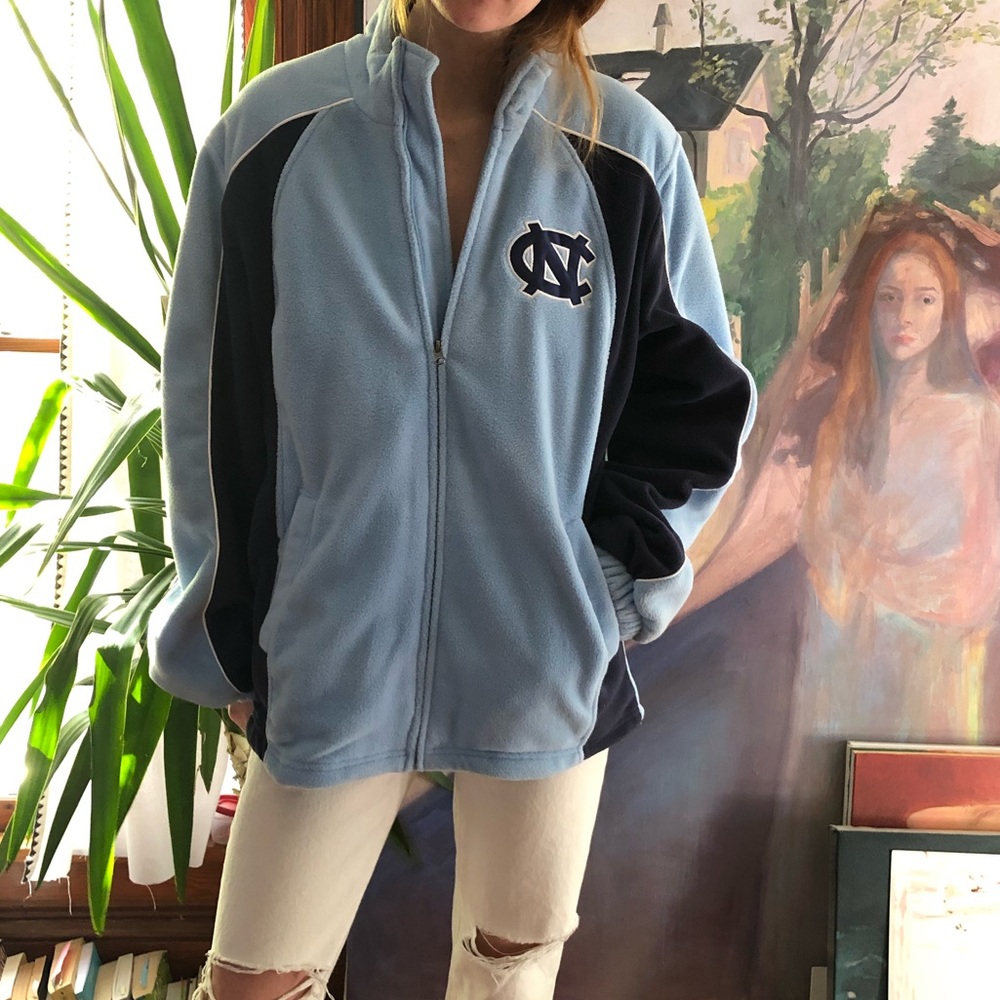 NWT Vintage UNC fleece sweater